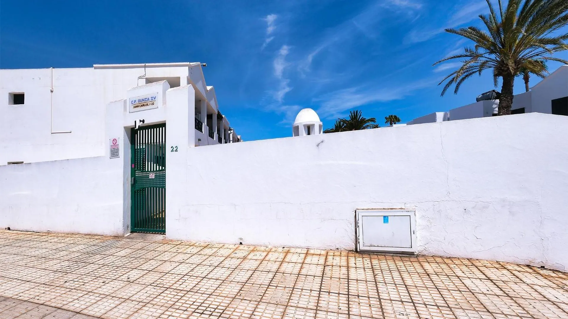 Casa Emilia-Close To Amenities And The Beach Puerto del Carmen  Prázdninový dům